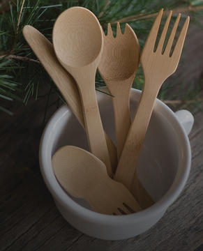 The principles and advantages of lightweight design of disposable PP cutlery